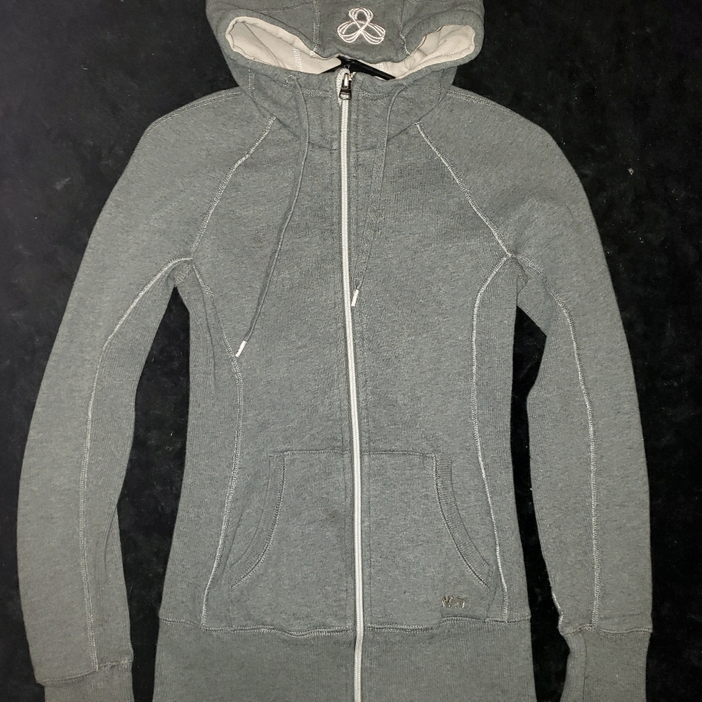 tna hoodie